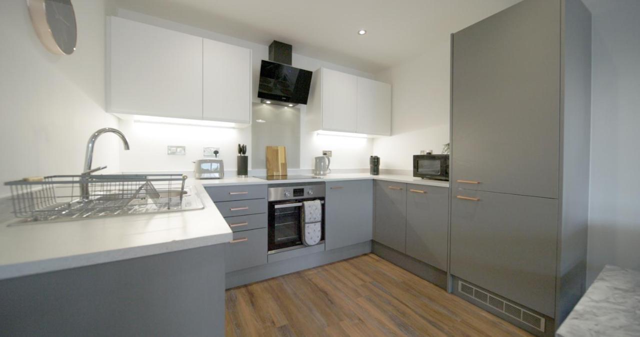 Modern 2-Beds - City Centre - Free Wi-Fi - New - Sheffield Buitenkant foto