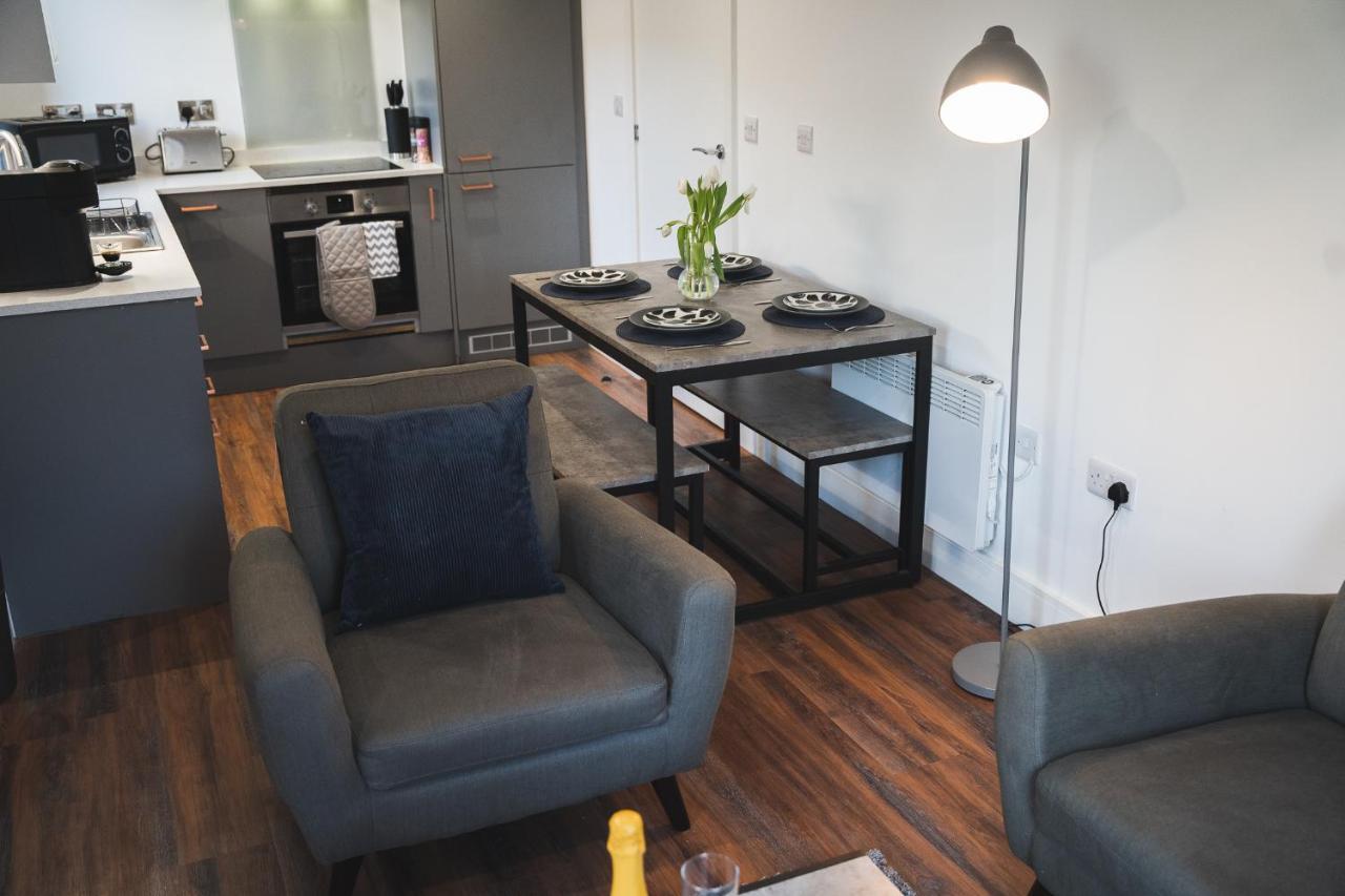 Modern 2-Beds - City Centre - Free Wi-Fi - New - Sheffield Buitenkant foto