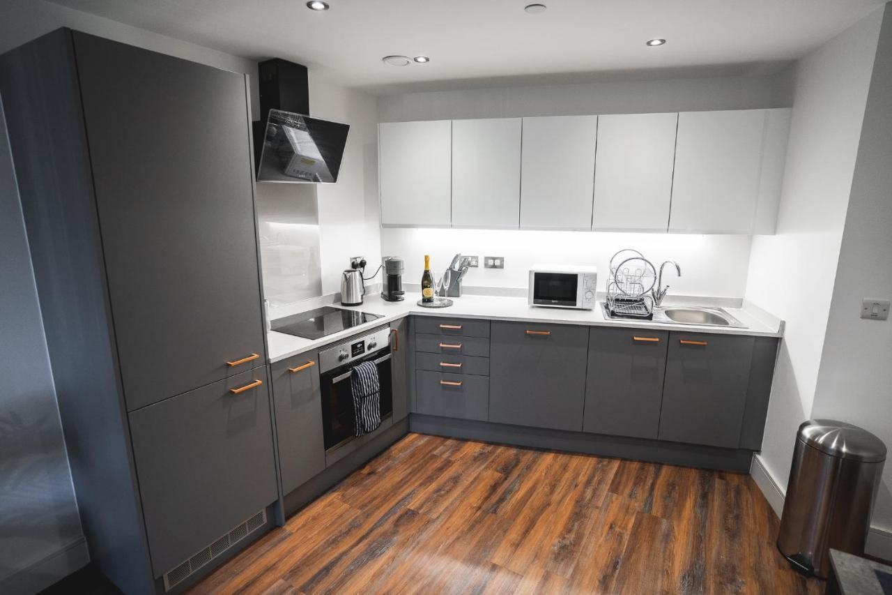 Modern 2-Beds - City Centre - Free Wi-Fi - New - Sheffield Buitenkant foto