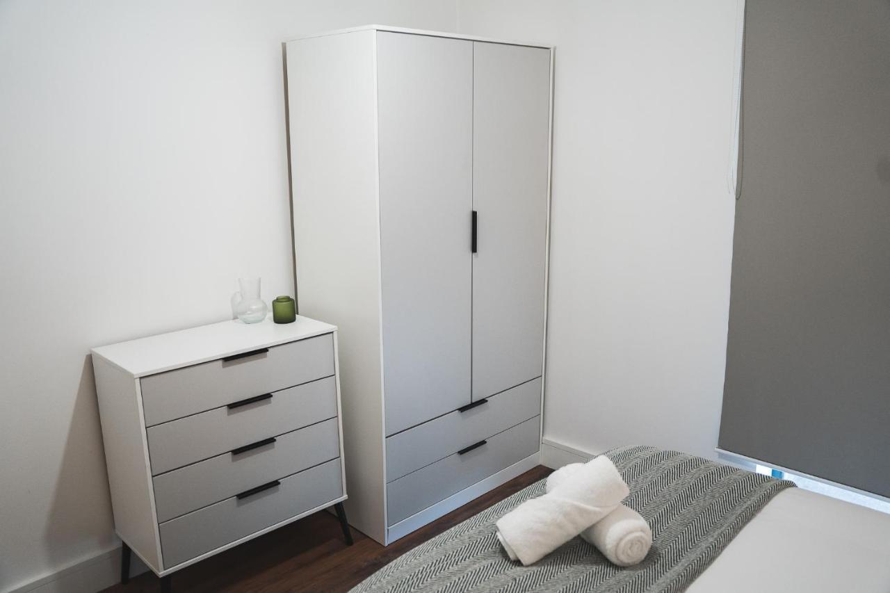 Modern 2-Beds - City Centre - Free Wi-Fi - New - Sheffield Buitenkant foto