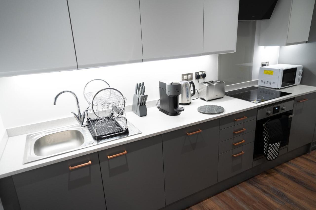 Modern 2-Beds - City Centre - Free Wi-Fi - New - Sheffield Buitenkant foto