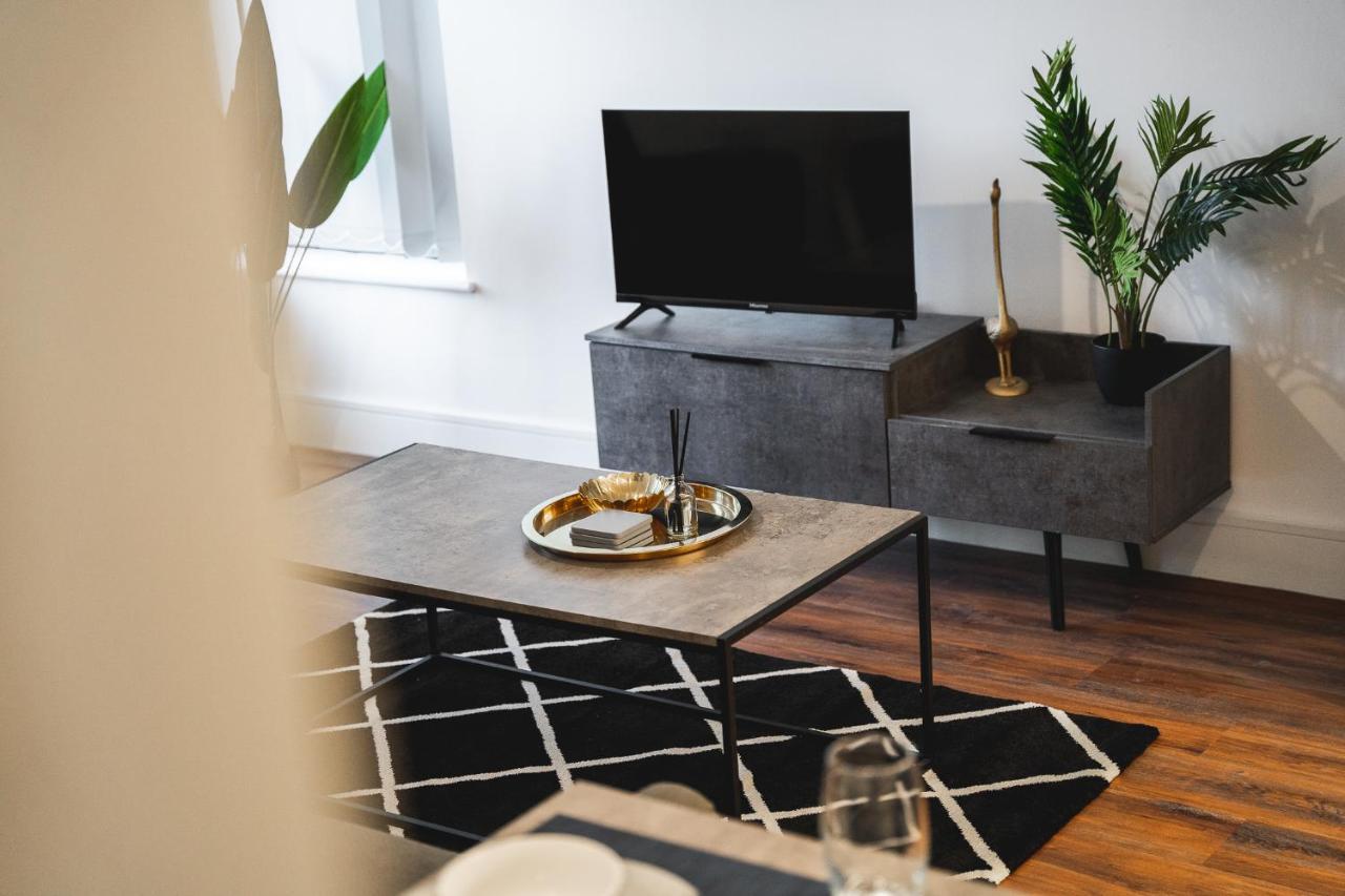 Modern 2-Beds - City Centre - Free Wi-Fi - New - Sheffield Buitenkant foto